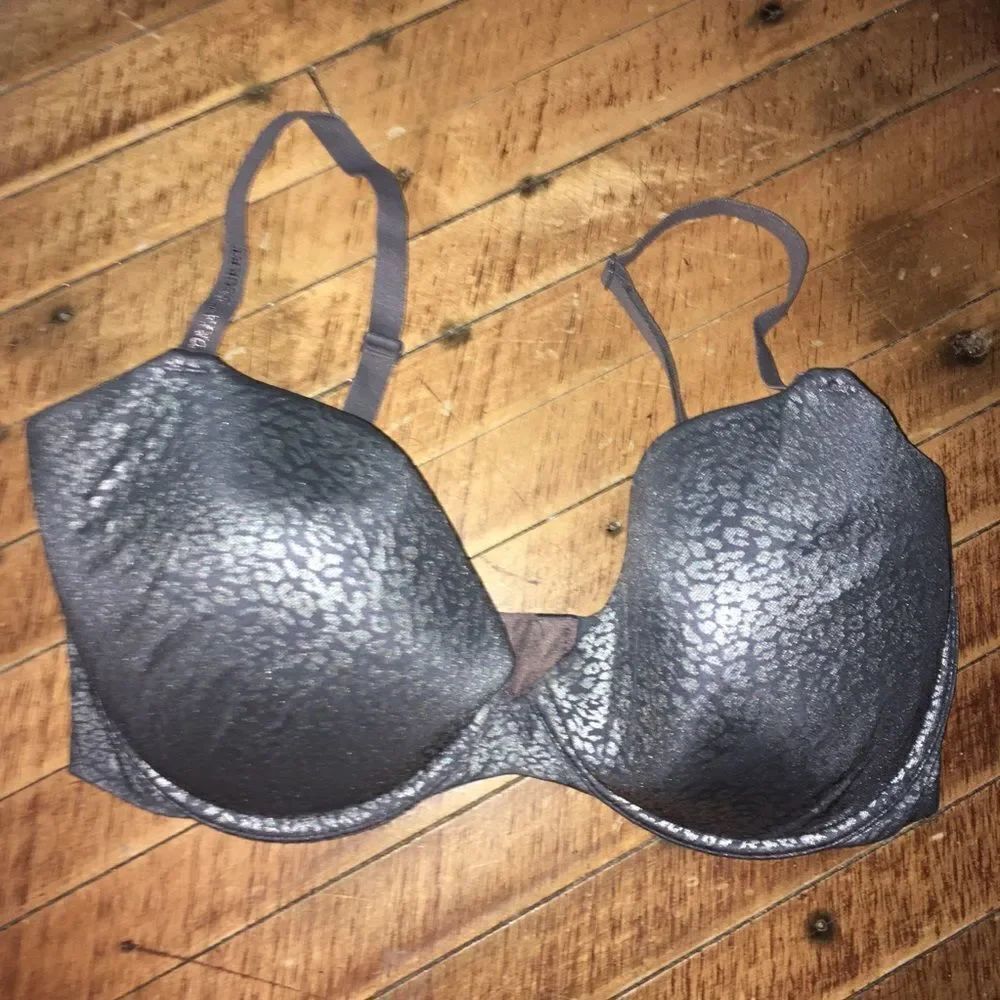 Victoria’s Secret lined Demi leopard bra